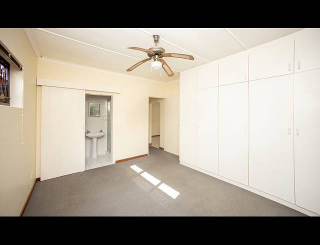 3 BEDROOM TOWNHOUSE FOR SALE IN BEACON BAY